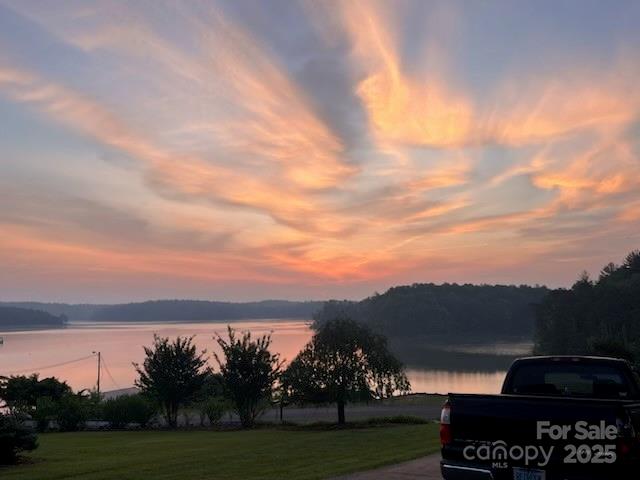 95 Lake Club Lane Nebo NC 28761