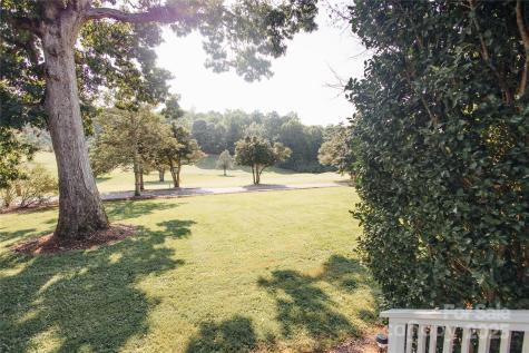 95 Lake Club Lane Nebo NC 28761