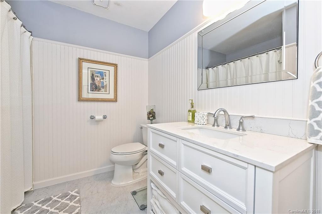 2728 Creekbed Lane Charlotte NC 28210