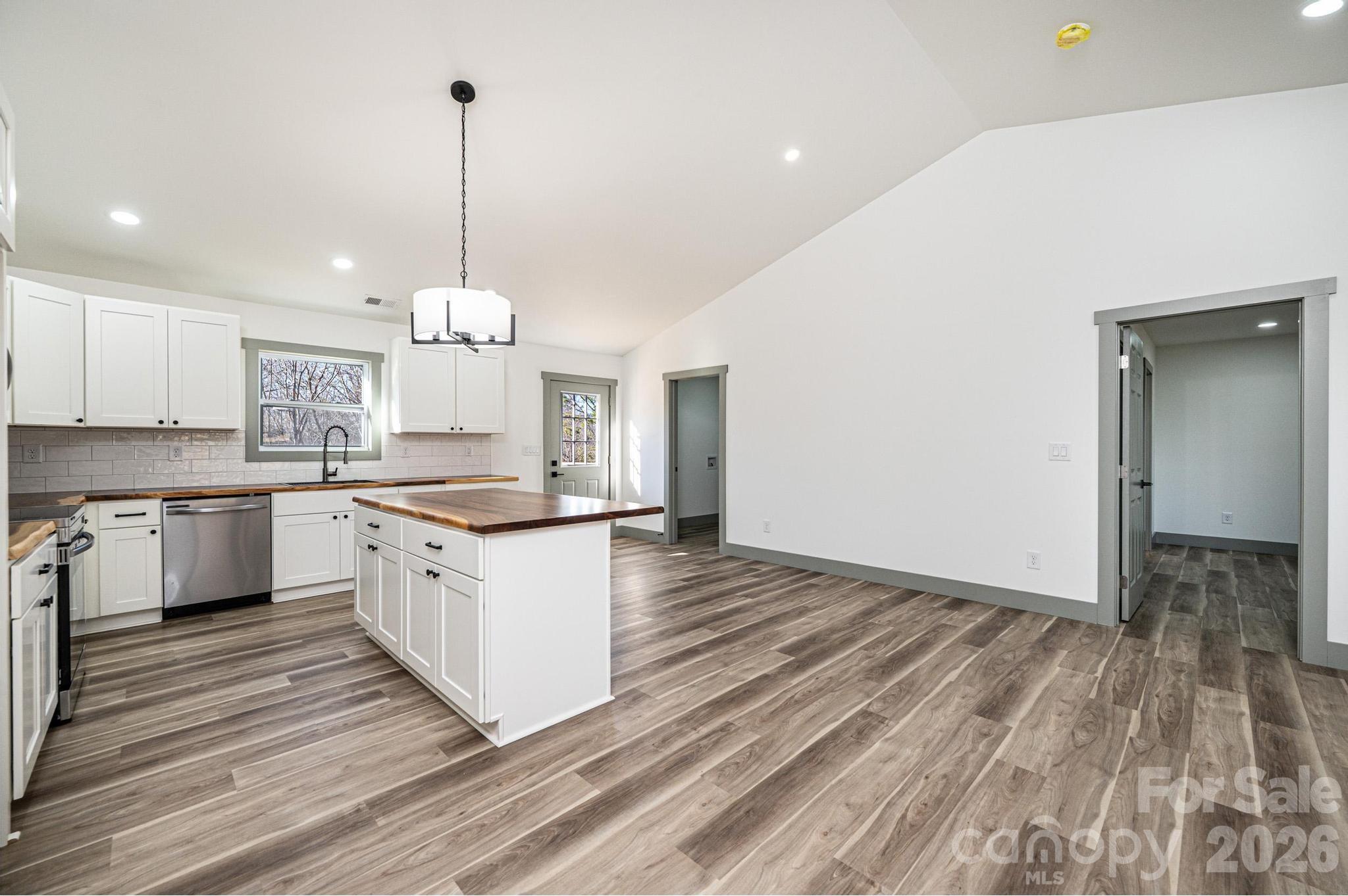 2017 Bailey Drive Hickory NC 28601