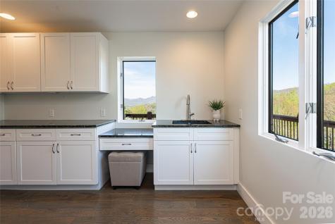 83 Cozy Mountain Lane Weaverville NC 28787