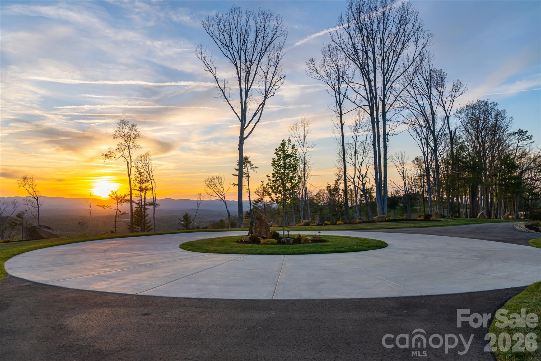 83 Cozy Mountain Lane Weaverville NC 28787