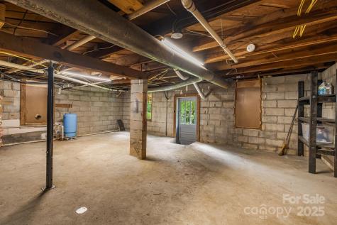 8171 Sugar Hill Road Marion NC 28752