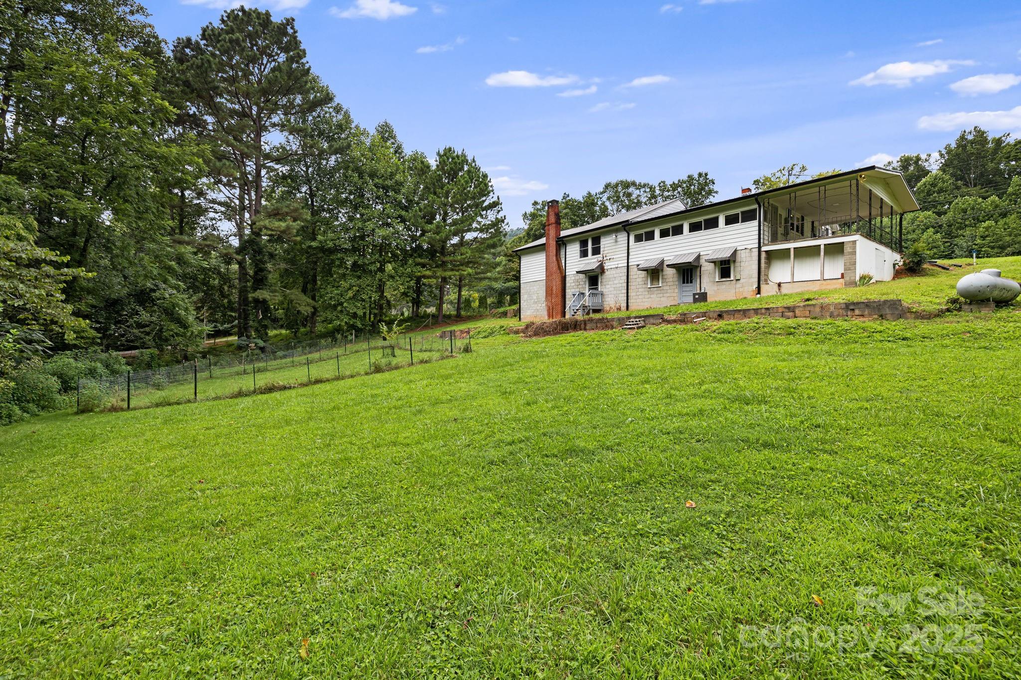 8171 Sugar Hill Road Marion NC 28752