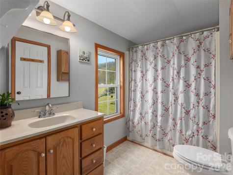 44 Tibi Lane Waynesville NC 28785
