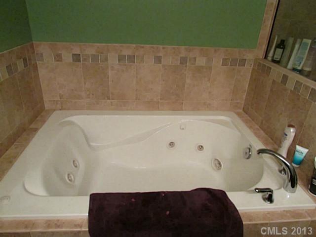 2204 Stratford Avenue Charlotte NC 28205