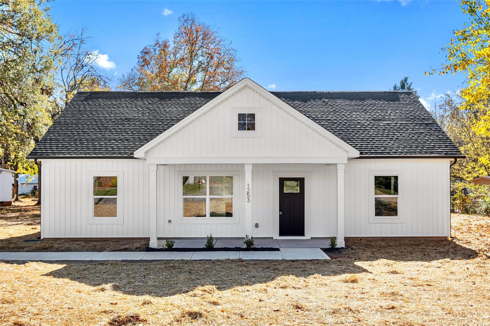 1253 Mitchell Avenue Statesville NC 28677