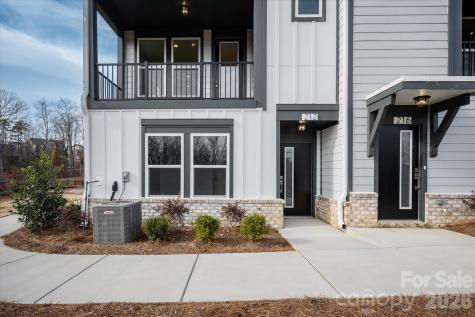 212 Ferebee Place Charlotte NC 28213