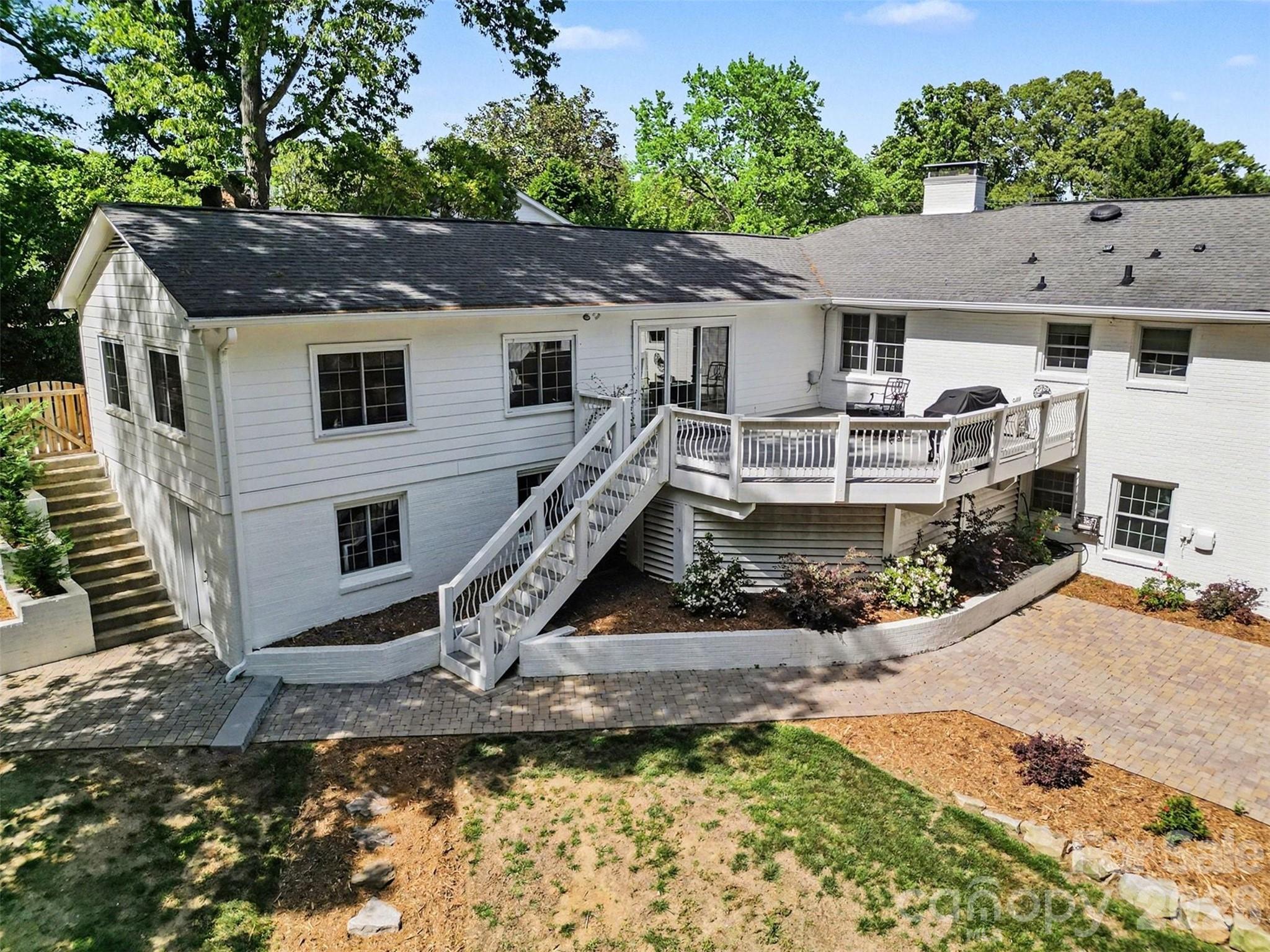 7010 Terrace Drive Charlotte NC 28211