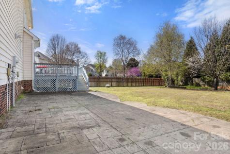 10413 Friarsgate Road Huntersville NC 28078