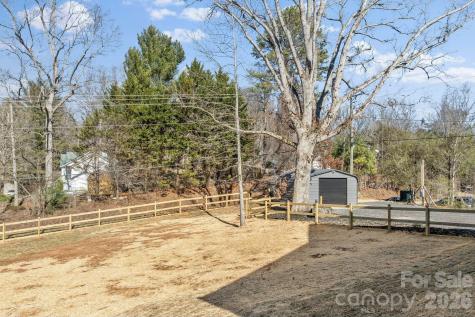 5 Trevs Way Fletcher NC 28732