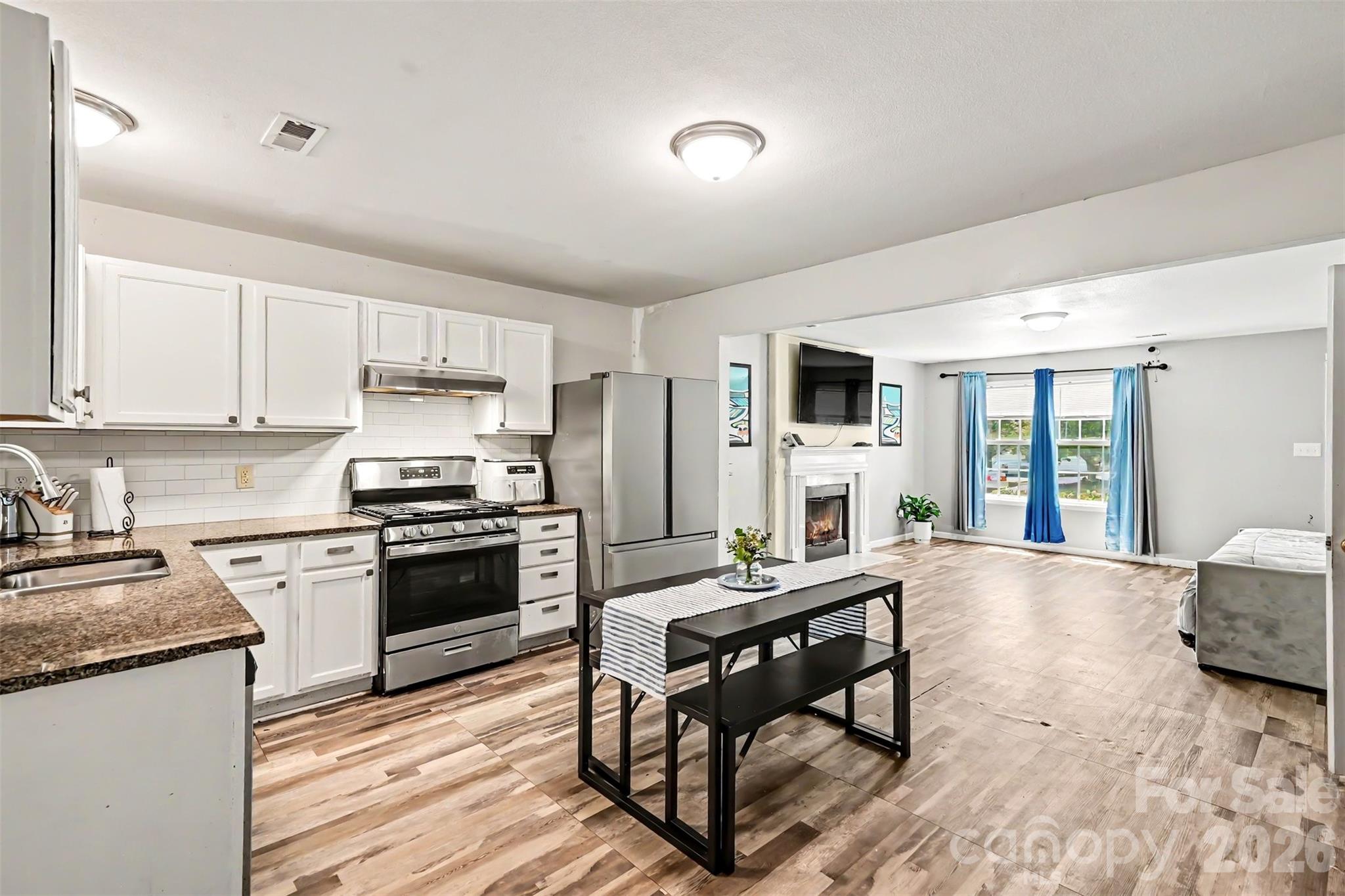 9306 Tiger Lily Lane Charlotte NC 28215