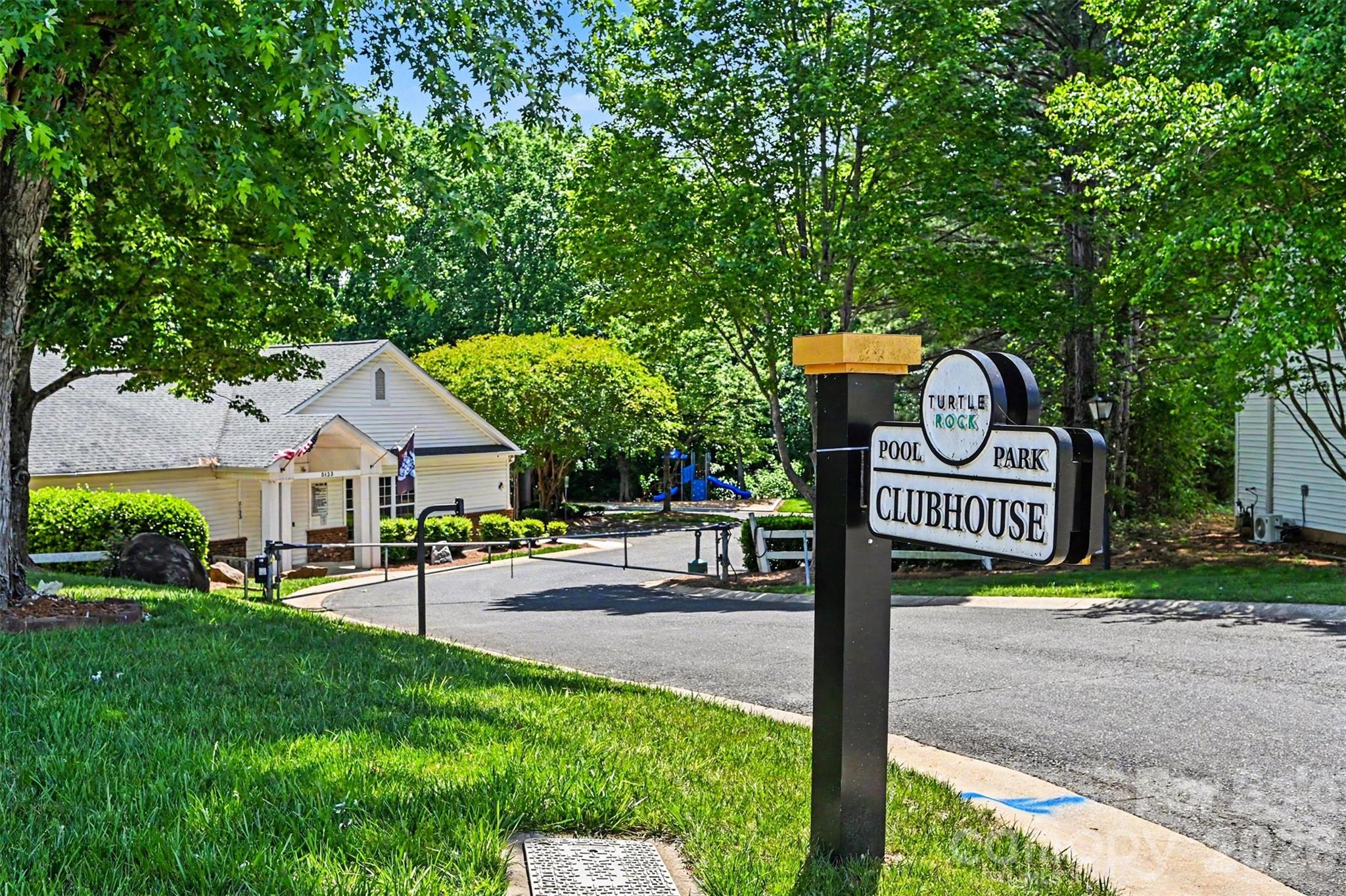 9306 Tiger Lily Lane Charlotte NC 28215