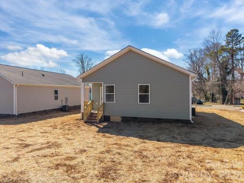 109 E Earnhardt Street Salisbury NC 28144