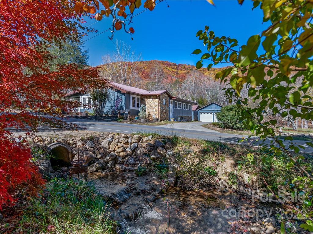 126 Sams Branch Road Candler NC 28715