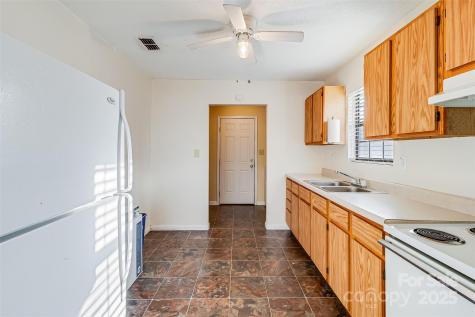 90 2nd Street SE Catawba NC 28609