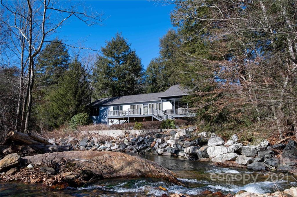 179 Riverlinks Drive Burnsville NC 28714