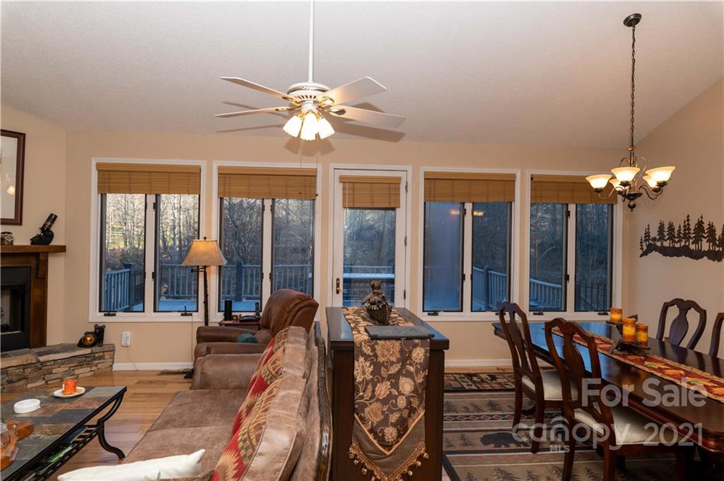 179 Riverlinks Drive Burnsville NC 28714