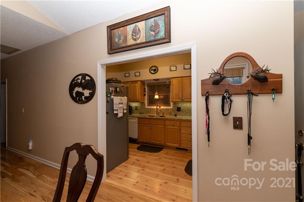 179 Riverlinks Drive Burnsville NC 28714