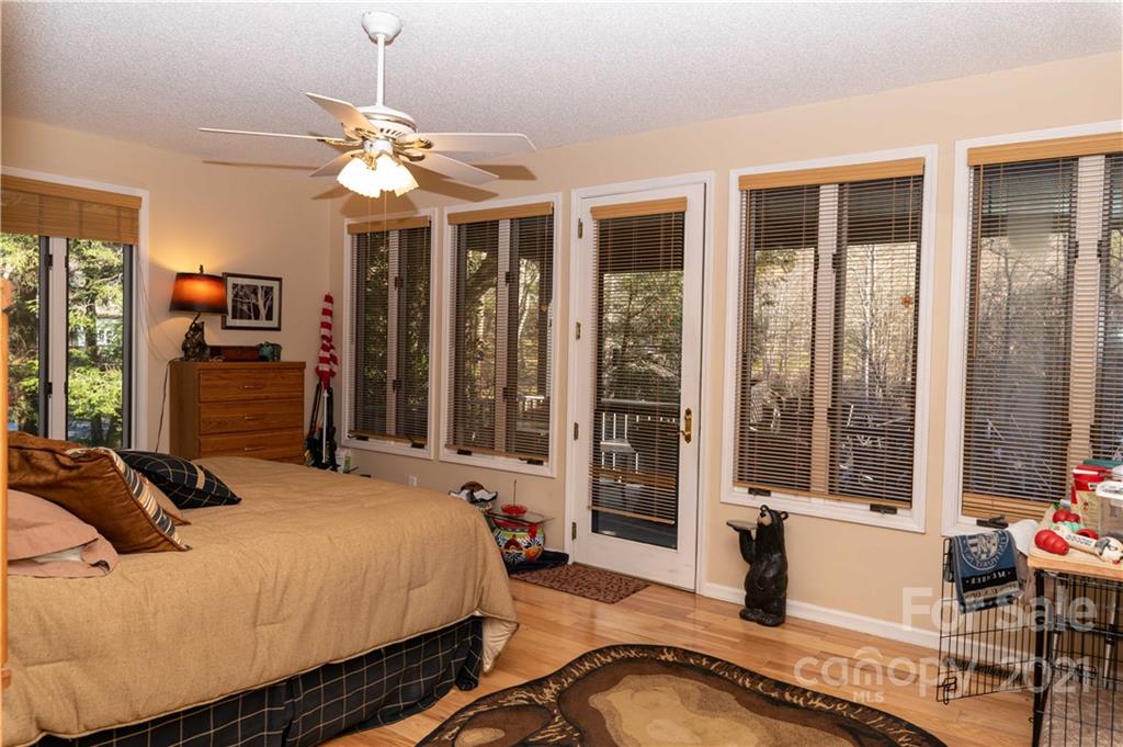 179 Riverlinks Drive Burnsville NC 28714