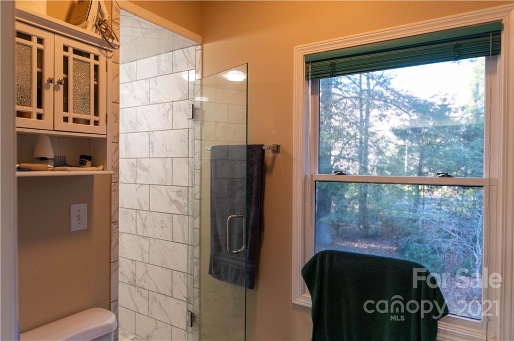 179 Riverlinks Drive Burnsville NC 28714