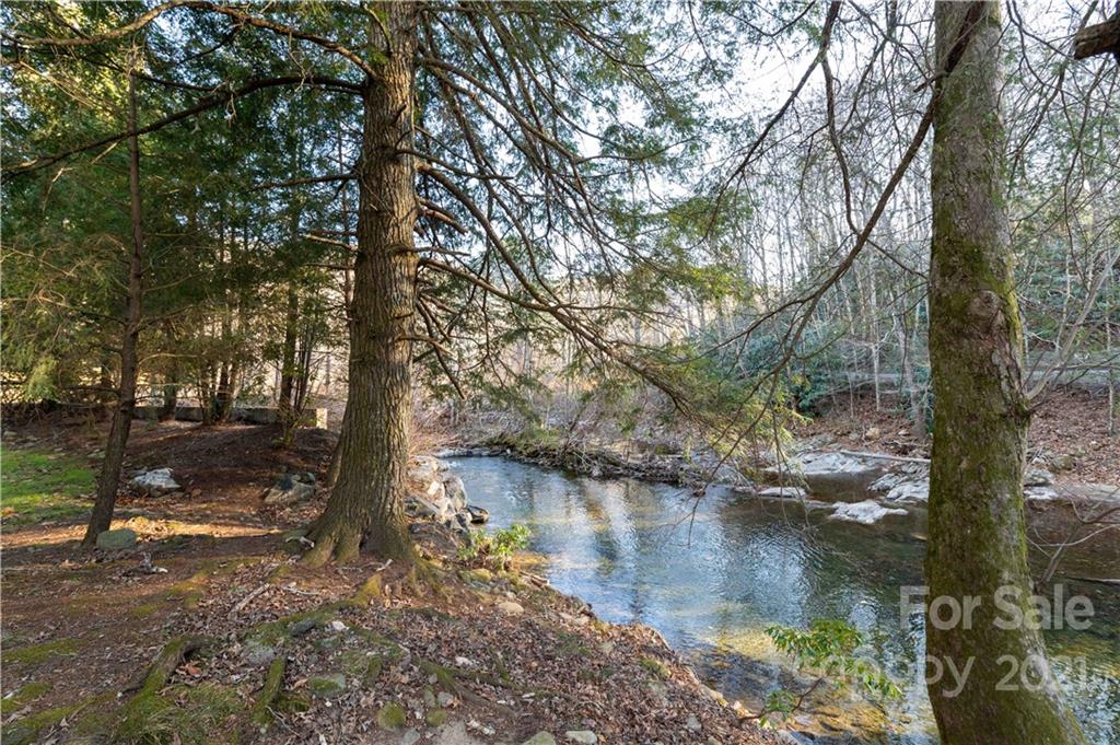 179 Riverlinks Drive Burnsville NC 28714