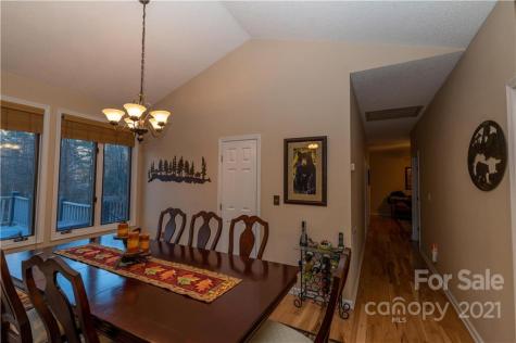 179 Riverlinks Drive Burnsville NC 28714