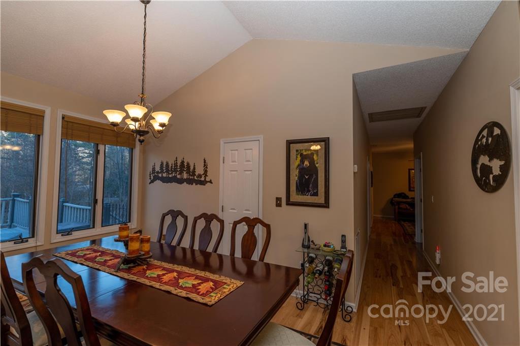 179 Riverlinks Drive Burnsville NC 28714