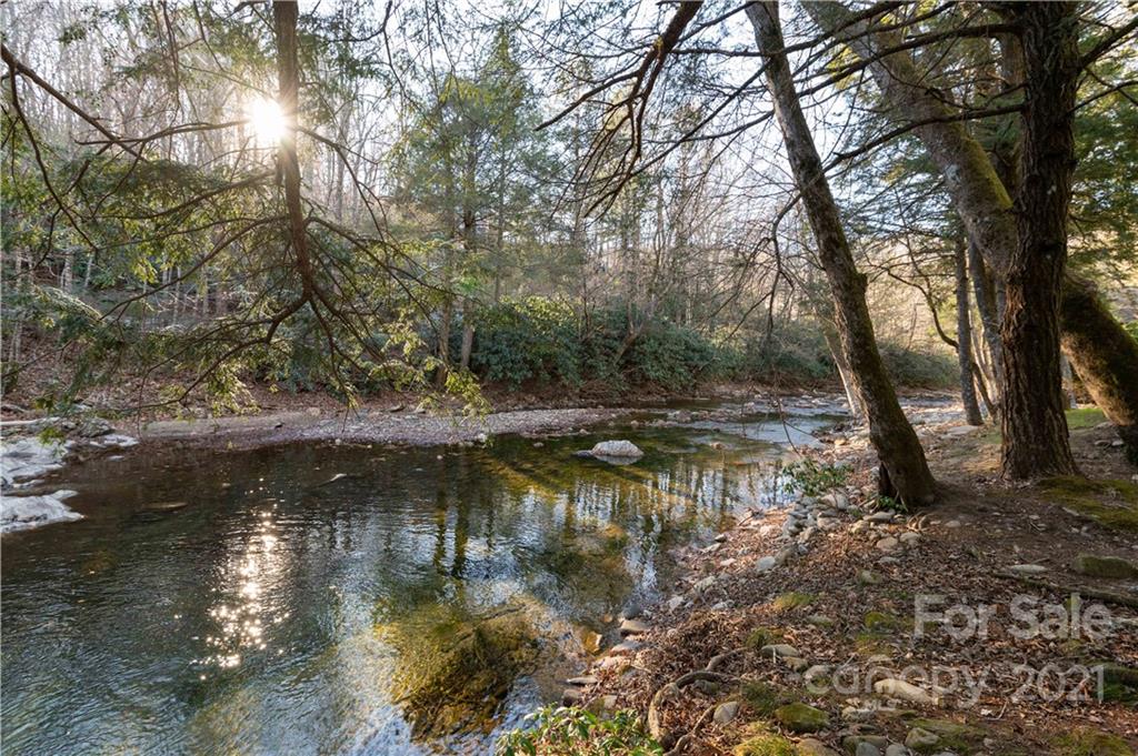 179 Riverlinks Drive Burnsville NC 28714