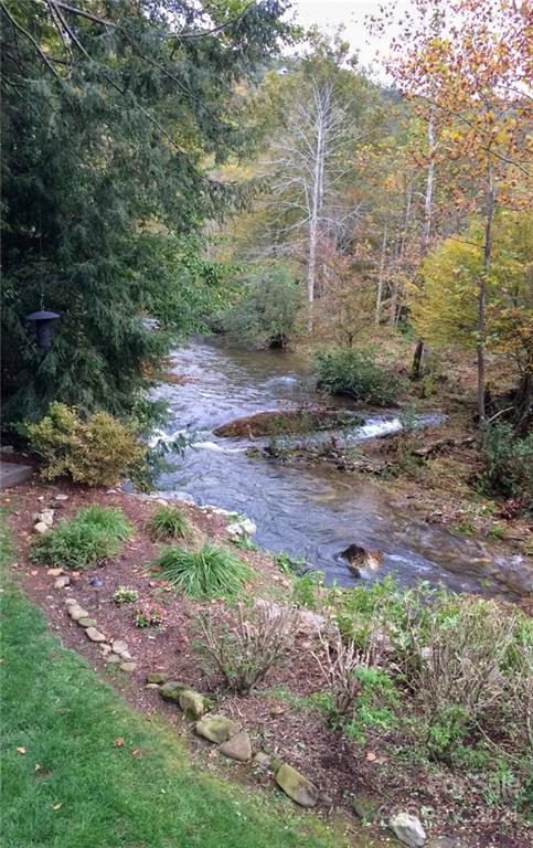 179 Riverlinks Drive Burnsville NC 28714