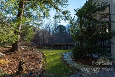 179 Riverlinks Drive Burnsville NC 28714