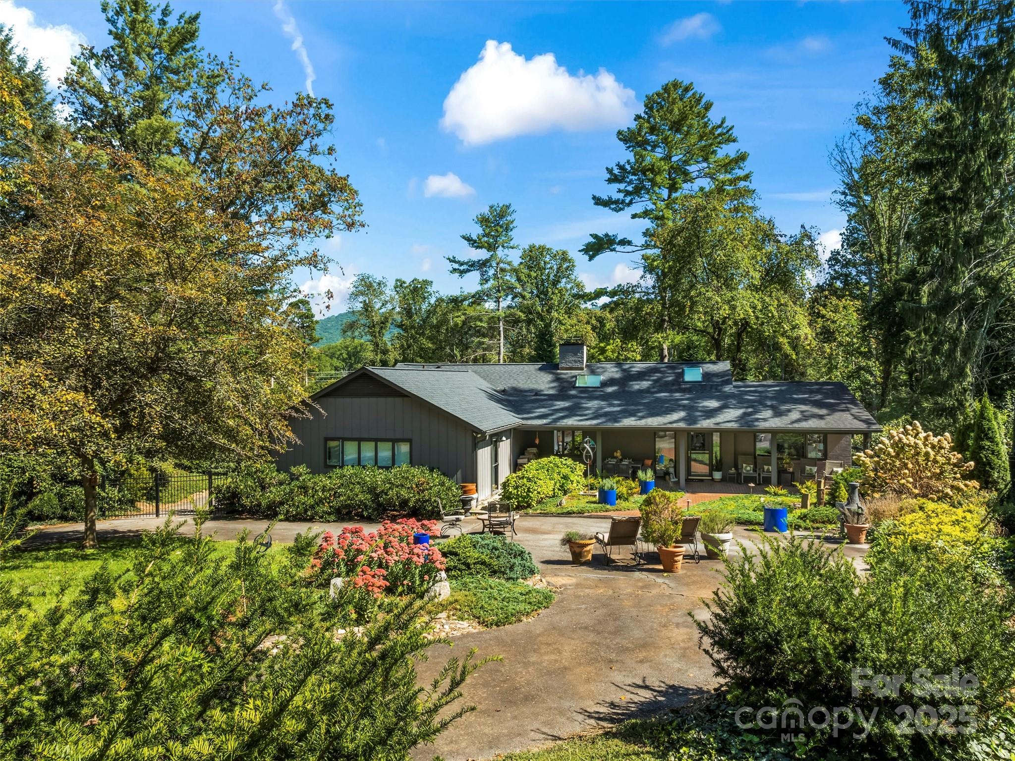 5 Busbee Road Asheville NC 28803