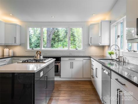 5 Busbee Road Asheville NC 28803