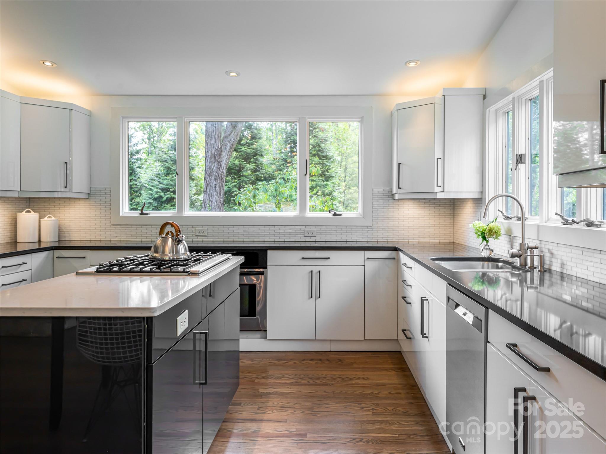 5 Busbee Road Asheville NC 28803