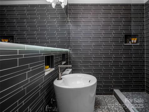 5 Busbee Road Asheville NC 28803