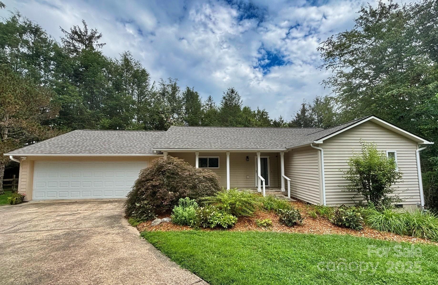 15 Beaverdam Knoll Road Asheville NC 28804