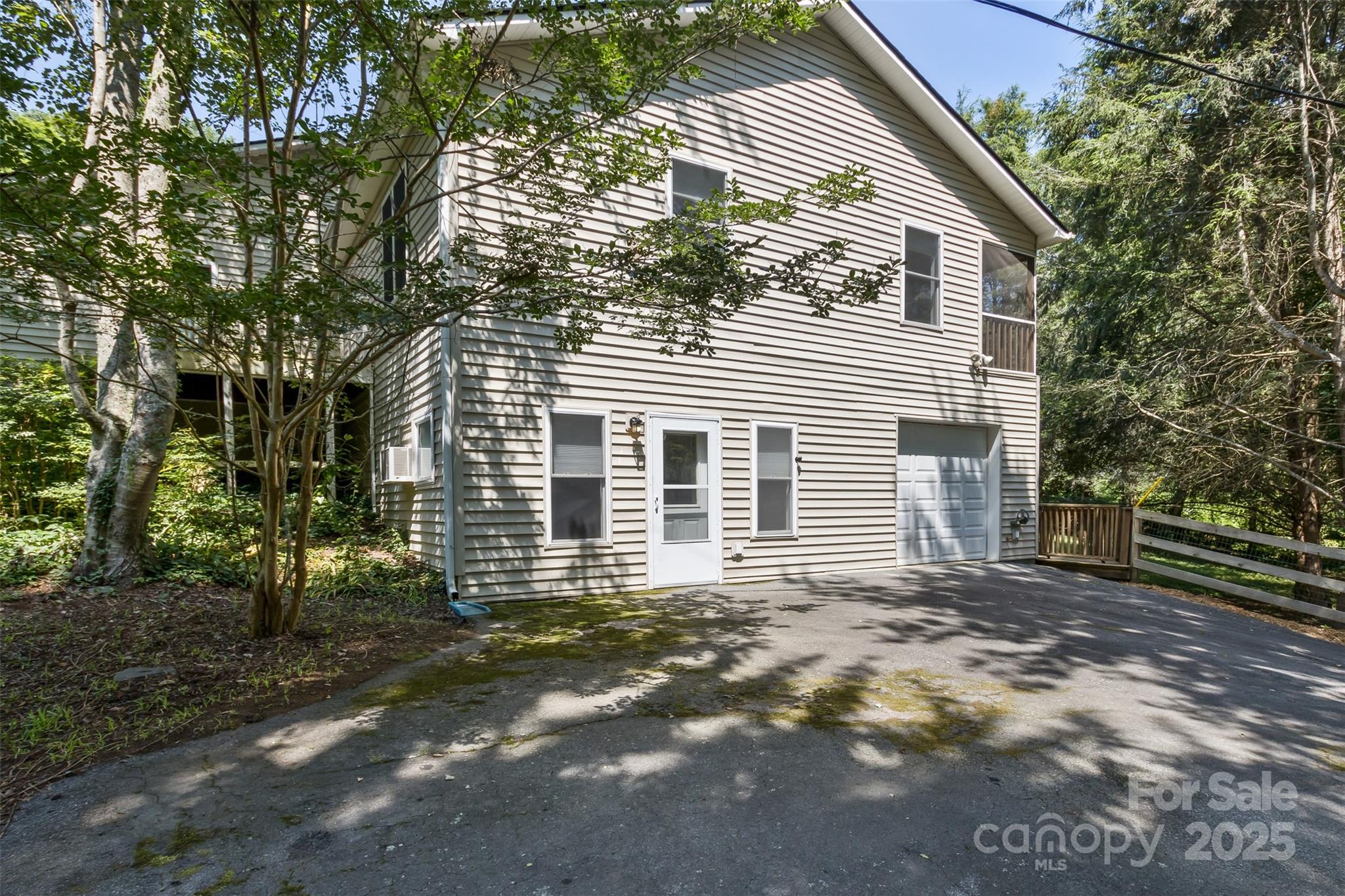 15 Beaverdam Knoll Road Asheville NC 28804