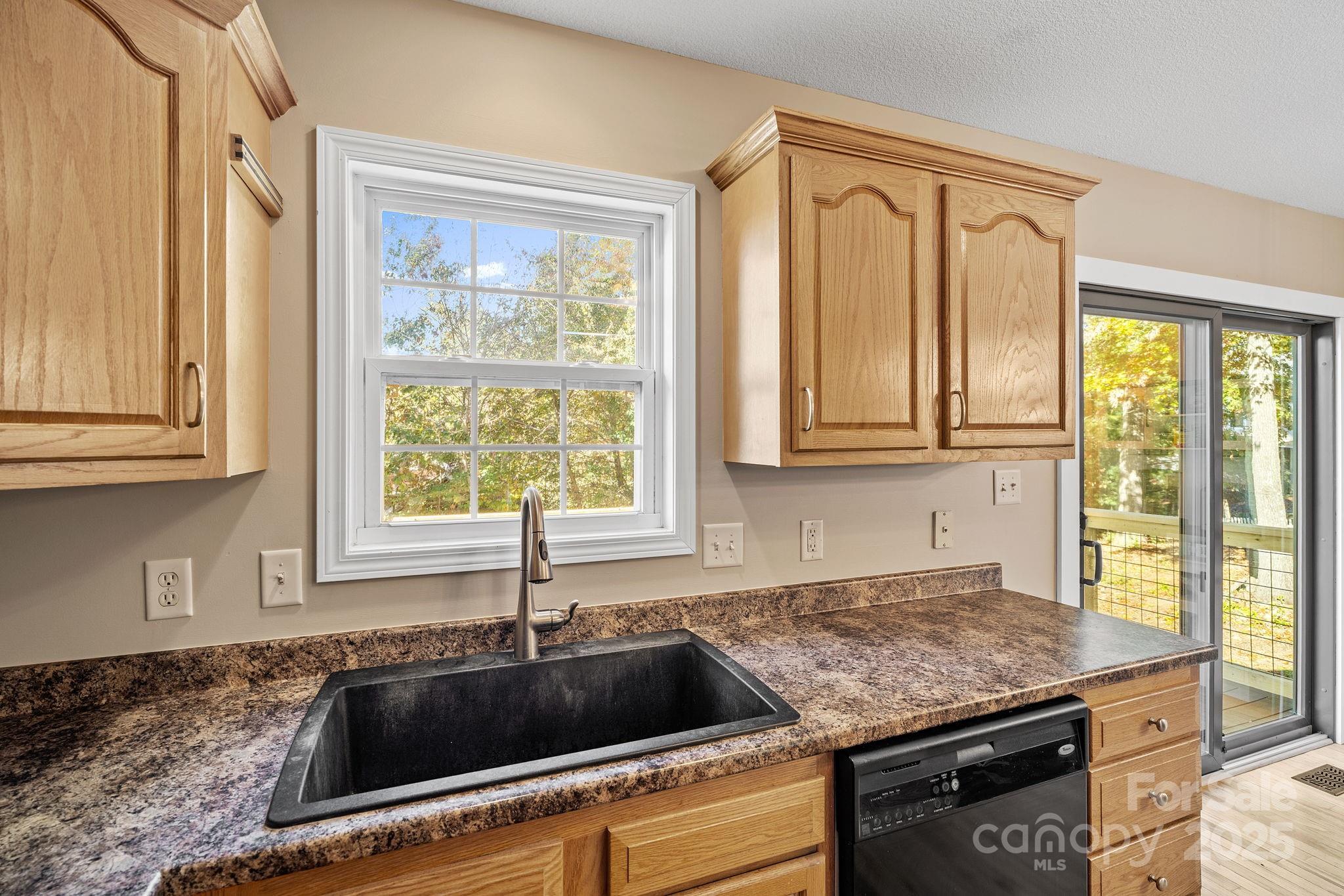 5 Damascus Road Alexander NC 28701