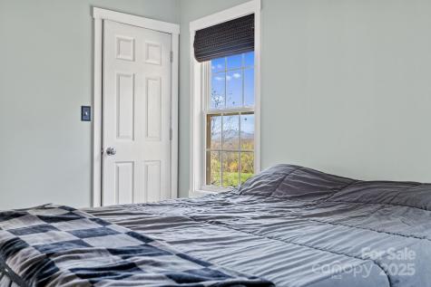 5 Damascus Road Alexander NC 28701