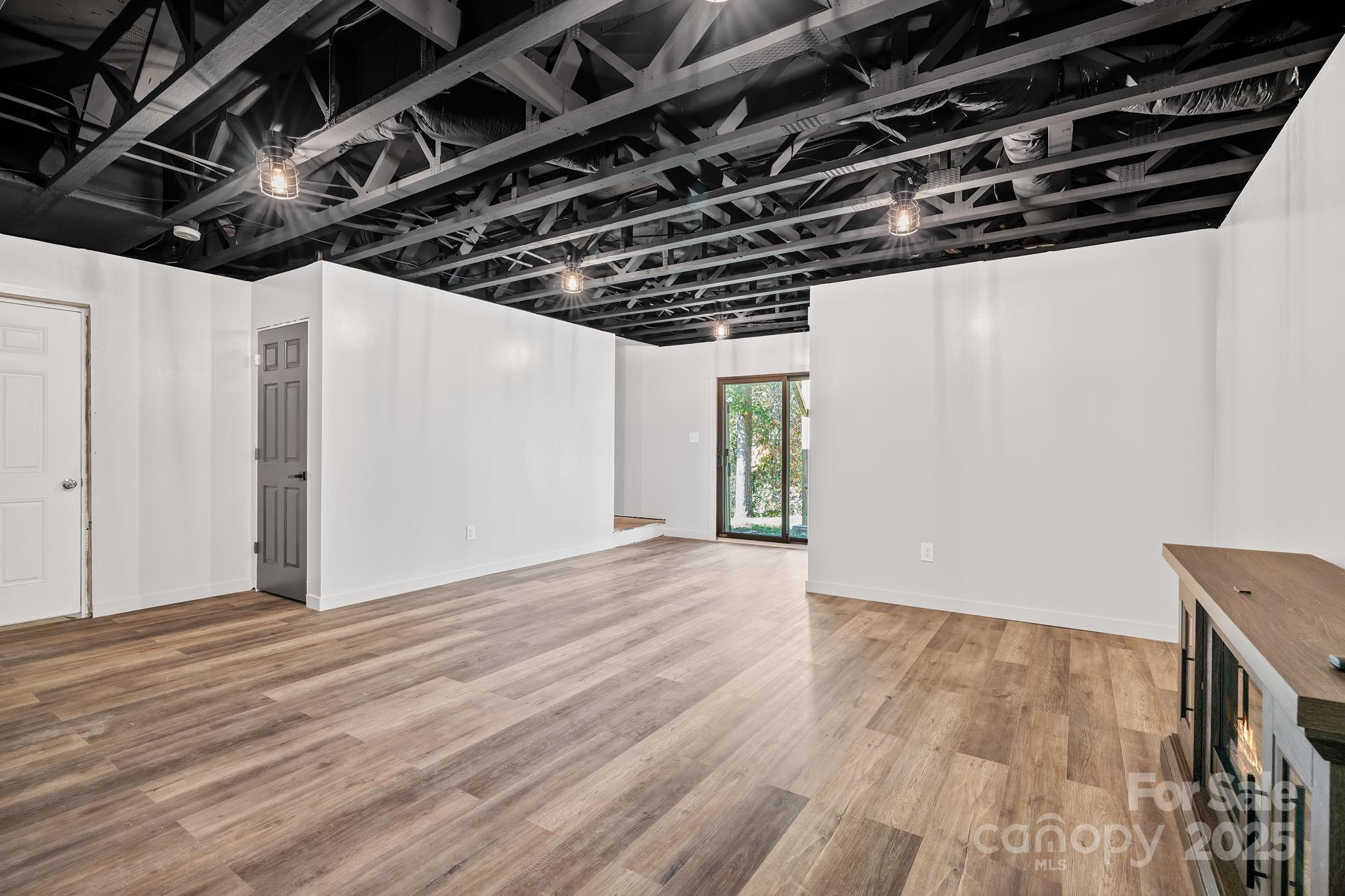 5 Damascus Road Alexander NC 28701