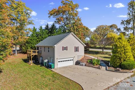 5 Damascus Road Alexander NC 28701