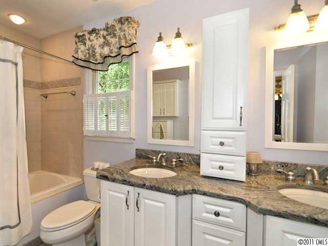1724 Piccadilly Drive Charlotte NC 28211