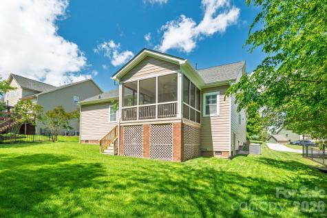 321 Calming Way Tega Cay SC 29708