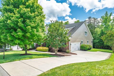321 Calming Way Tega Cay SC 29708