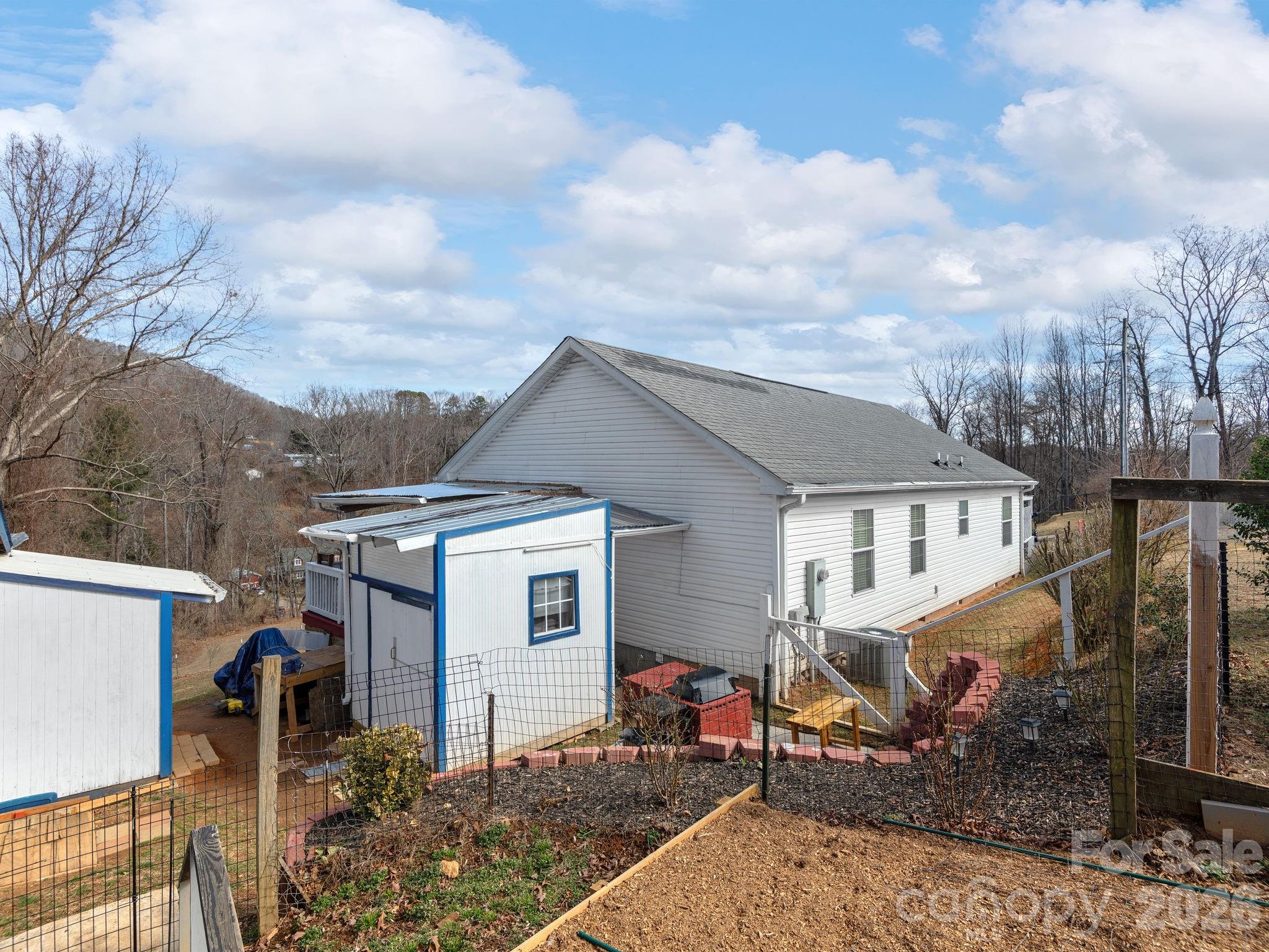 373 Starnes Cove Road Candler NC 28715