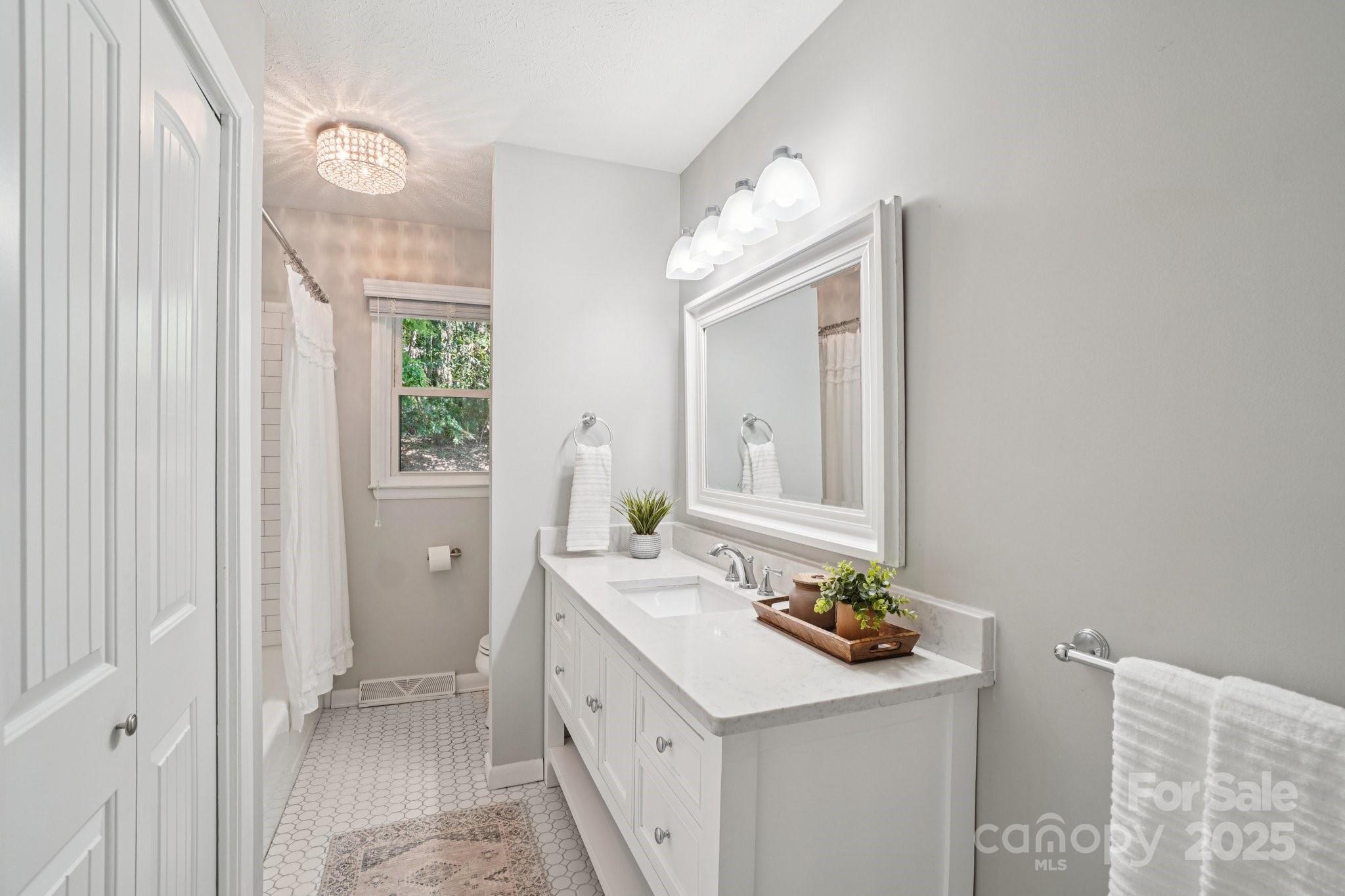 1 Forest Lane Asheville NC 28805