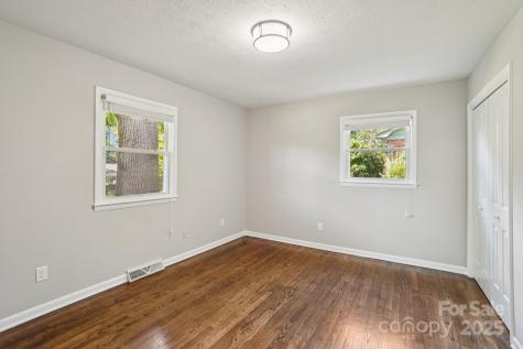 1 Forest Lane Asheville NC 28805