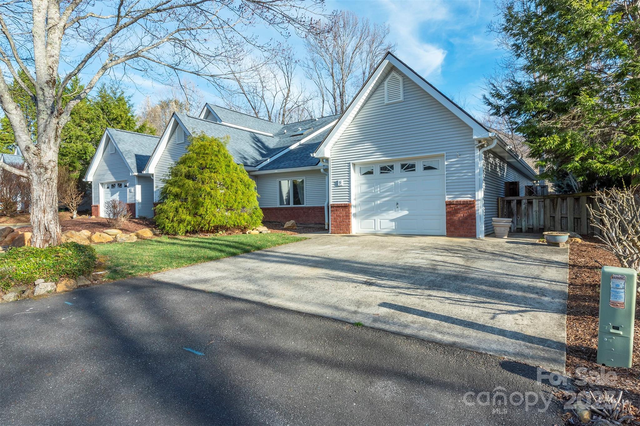 9 Village Parkway Black Mountain NC 28711