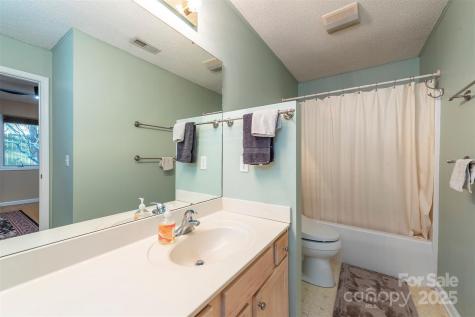 9 Village Parkway Black Mountain NC 28711