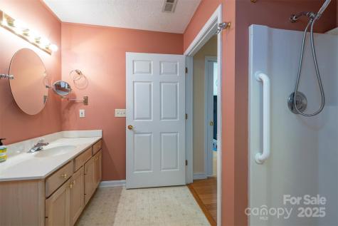 9 Village Parkway Black Mountain NC 28711